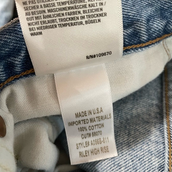 Agolde Riley High Rise Straight Crop in Renewal - Picture 4 of 5